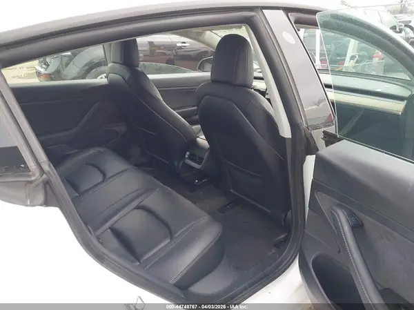 5YJ3E1EA3MF943044 2021 TESLA MODEL 3 - Image 8