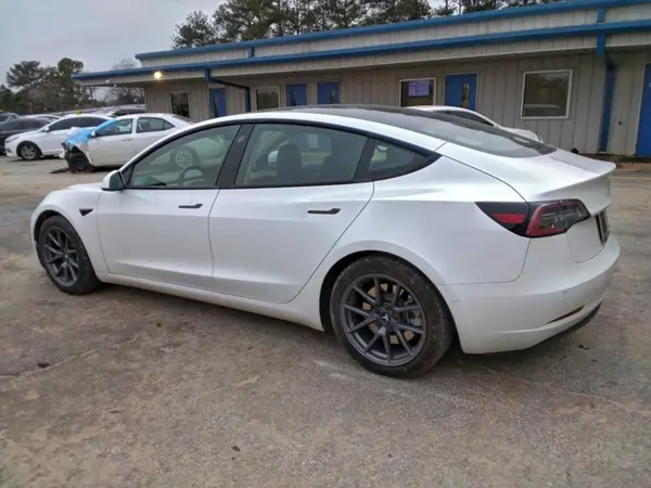 5YJ3E1EA3MF976819 2021 TESLA MODEL 3 - Image 2