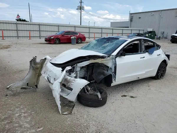 5YJ3E1EA3MF976870 2021 TESLA MODEL 3 - Image 1