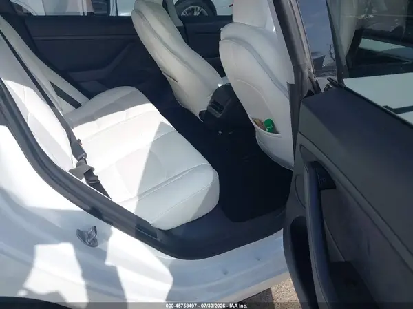 5YJ3E1EA3MF978327 2021 TESLA MODEL 3 - Image 8