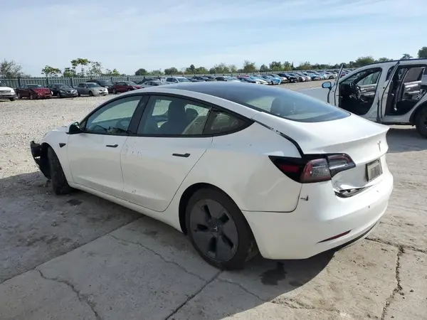 5YJ3E1EA3MF985777 2021 TESLA MODEL 3 - Image 2