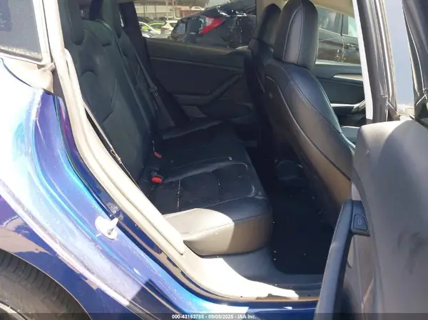 5YJ3E1EA3MF988923 2021 TESLA MODEL 3 - Image 8