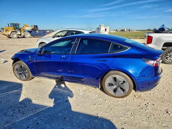 5YJ3E1EA3MF989568 2021 TESLA MODEL 3 - Image 2