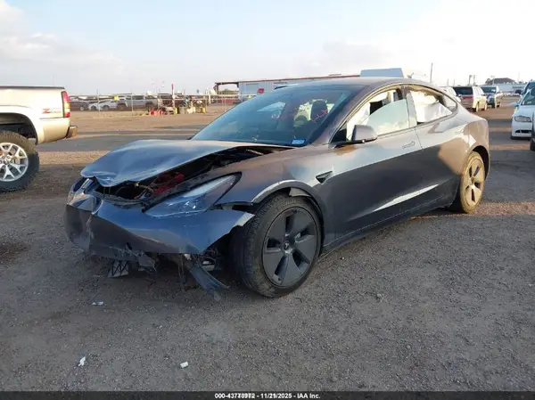 5YJ3E1EA3MF991451 2021 TESLA MODEL 3 - Image 2
