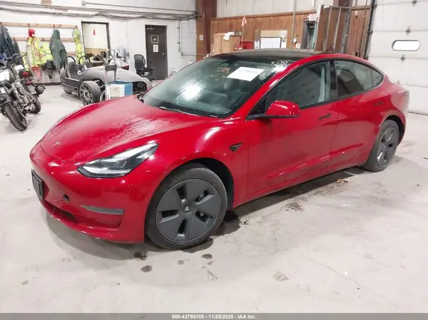 5YJ3E1EA3NF102682 2022 TESLA MODEL 3 - Image 2