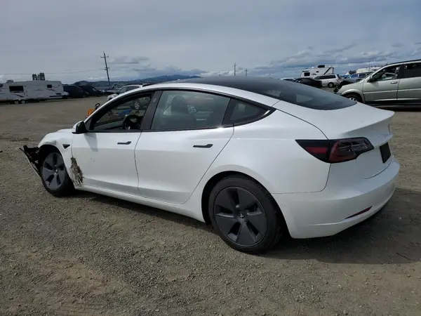 5YJ3E1EA3NF102732 2022 TESLA MODEL 3 - Image 2