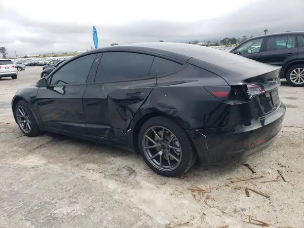5YJ3E1EA3NF107719 2022 TESLA MODEL 3 - Image 2