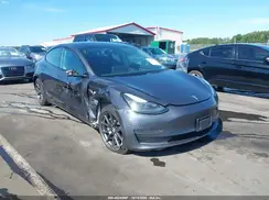 5YJ3E1EA3NF110135 2022 TESLA MODEL 3