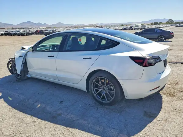 5YJ3E1EA3NF113455 2022 TESLA MODEL 3 - Image 2