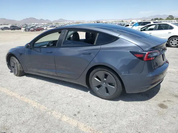 5YJ3E1EA3NF115013 2022 TESLA MODEL 3 - Image 2