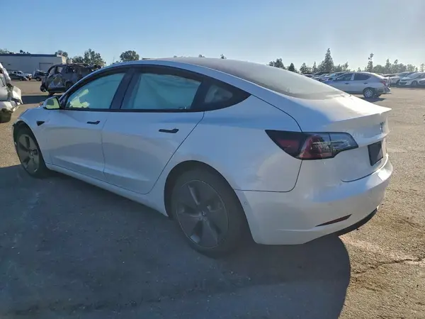 5YJ3E1EA3NF115450 2022 TESLA MODEL 3 - Image 2