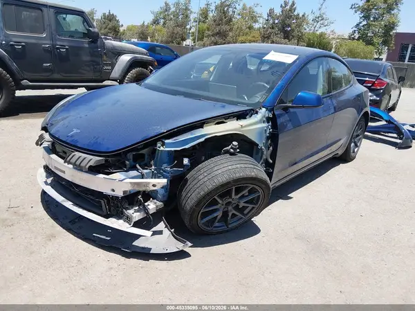 5YJ3E1EA3NF120759 2022 TESLA MODEL 3 - Image 2