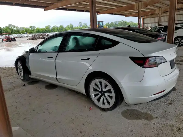 5YJ3E1EA3NF120809 2022 TESLA MODEL 3 - Image 2