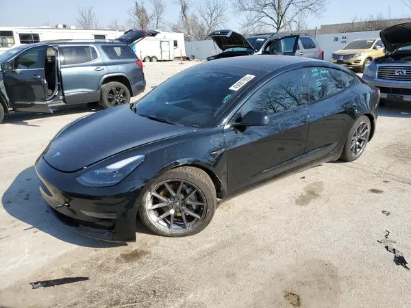 5YJ3E1EA3NF125606 2022 TESLA MODEL 3 - Image 1
