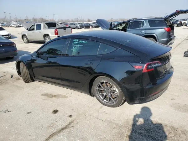 5YJ3E1EA3NF125606 2022 TESLA MODEL 3 - Image 2