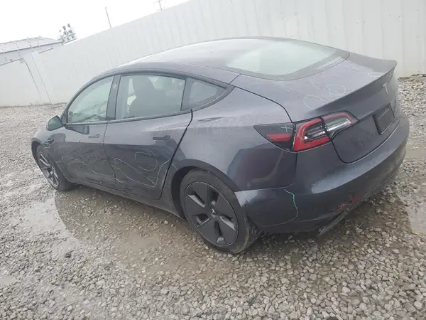5YJ3E1EA3NF125833 2022 TESLA MODEL 3 - Image 2