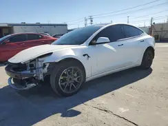 5YJ3E1EA3NF125895 2022 TESLA MODEL 3
