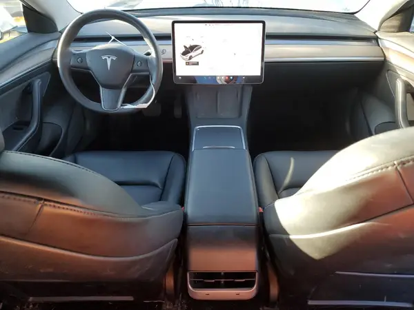 5YJ3E1EA3NF130952 2022 TESLA MODEL 3 - Image 8
