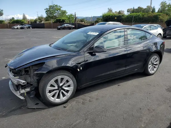 5YJ3E1EA3NF138582 2022 TESLA MODEL 3 - Image 1