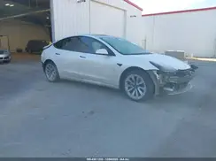 5YJ3E1EA3NF142986 2022 TESLA MODEL 3