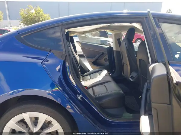 5YJ3E1EA3NF143202 2022 TESLA MODEL 3 - Image 8