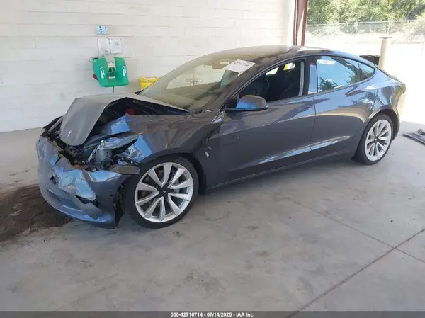 5YJ3E1EA3NF144088 2022 TESLA MODEL 3 - Image 2