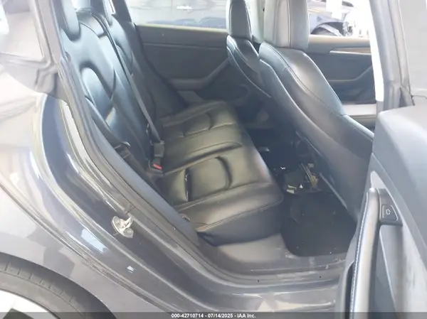 5YJ3E1EA3NF144088 2022 TESLA MODEL 3 - Image 8