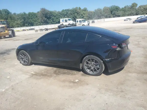 5YJ3E1EA3NF164230 2022 TESLA MODEL 3 - Image 2