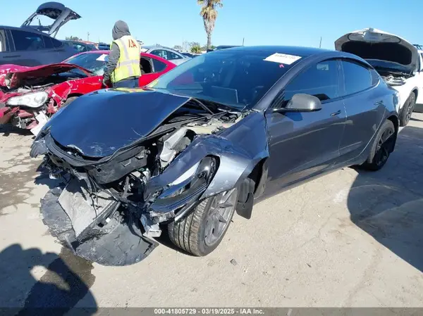 5YJ3E1EA3NF165054 2022 TESLA MODEL 3 - Image 2