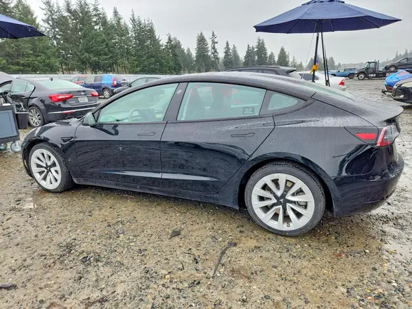 5YJ3E1EA3NF185207 2022 TESLA MODEL 3 - Image 2