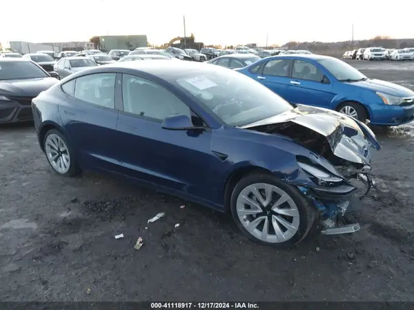 5YJ3E1EA3NF189631 2022 TESLA MODEL 3 - Image 1