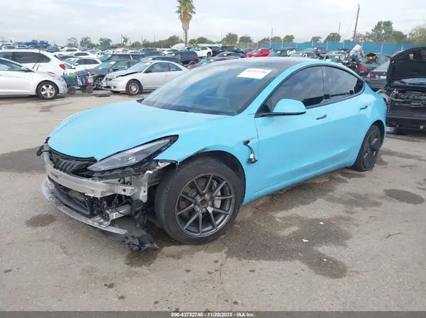 5YJ3E1EA3NF200353 2022 TESLA MODEL 3 - Image 2