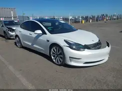 5YJ3E1EA3NF241453 2022 TESLA MODEL 3