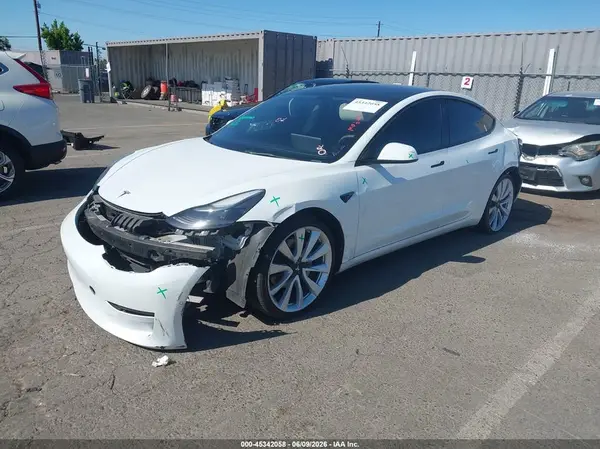 5YJ3E1EA3NF241453 2022 TESLA MODEL 3 - Image 2