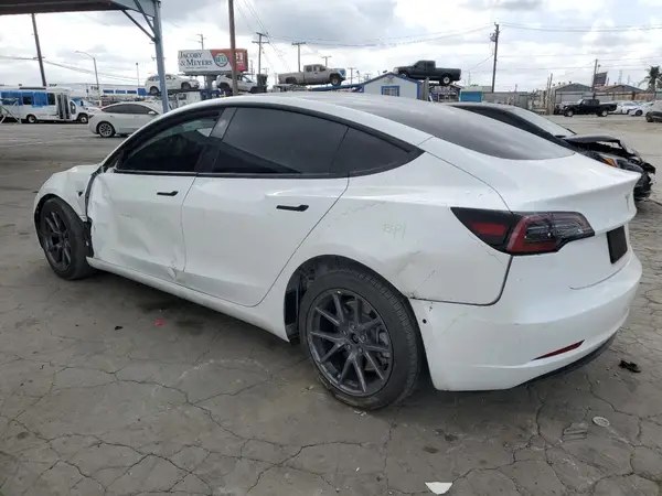 5YJ3E1EA3NF248449 2022 TESLA MODEL 3 - Image 2
