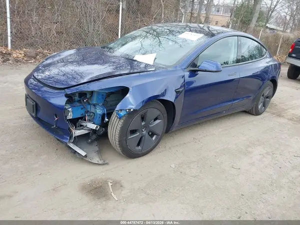 5YJ3E1EA3NF252162 2022 TESLA MODEL 3 - Image 2