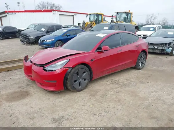 5YJ3E1EA3NF255045 2022 TESLA MODEL 3 - Image 2