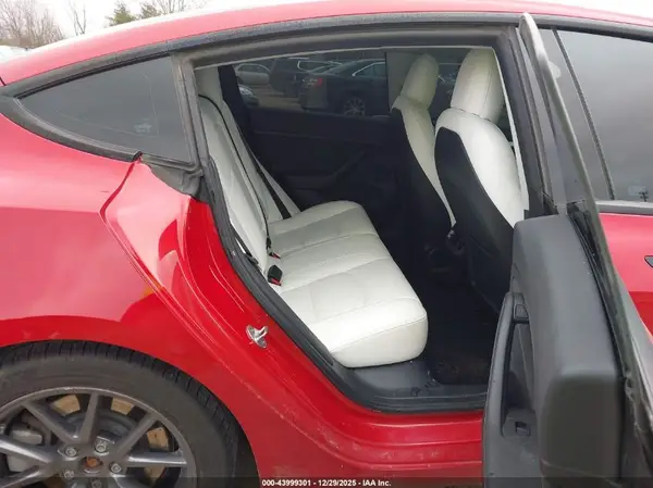 5YJ3E1EA3NF255045 2022 TESLA MODEL 3 - Image 8