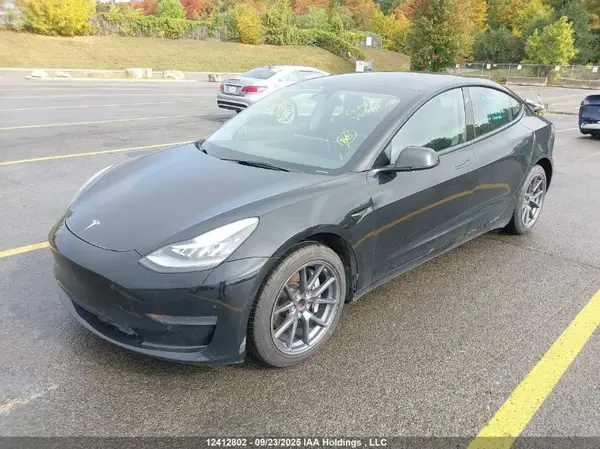 5YJ3E1EA3NF257992 2022 TESLA MODEL 3 - Image 2