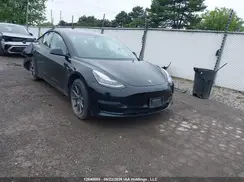 5YJ3E1EA3NF258138 2022 TESLA MODEL 3