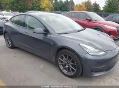 5YJ3E1EA3NF258320 2022 TESLA MODEL 3
