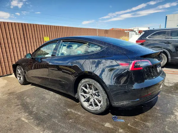 5YJ3E1EA3NF286666 2022 TESLA MODEL 3 - Image 2