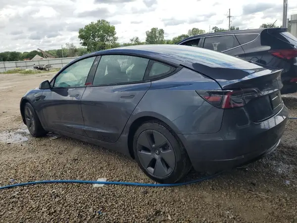 5YJ3E1EA3NF287056 2022 TESLA MODEL 3 - Image 2