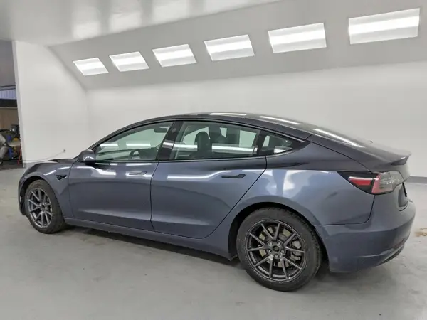 5YJ3E1EA3NF290121 2022 TESLA MODEL 3 - Image 2