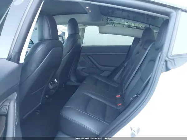 5YJ3E1EA3NF294282 2022 TESLA MODEL 3 - Image 8