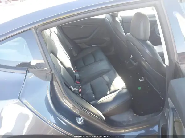5YJ3E1EA3NF298820 2022 TESLA MODEL 3 - Image 8