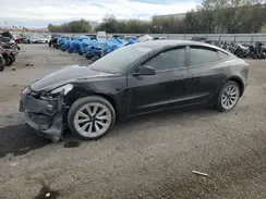 5YJ3E1EA3NF303899 2022 TESLA MODEL 3