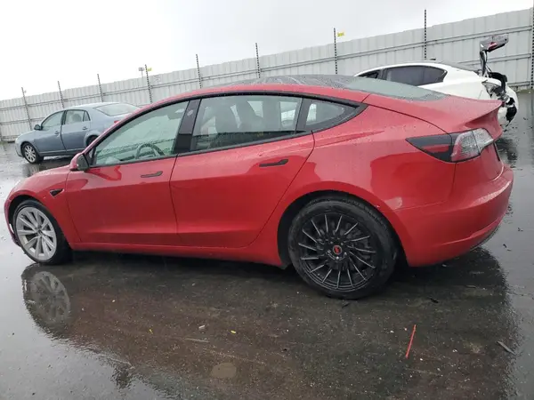 5YJ3E1EA3NF304437 2022 TESLA MODEL 3 - Image 2