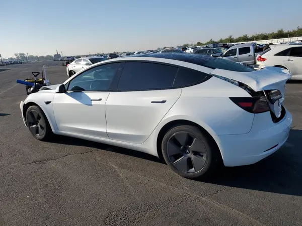 5YJ3E1EA3NF315499 2022 TESLA MODEL 3 - Image 2