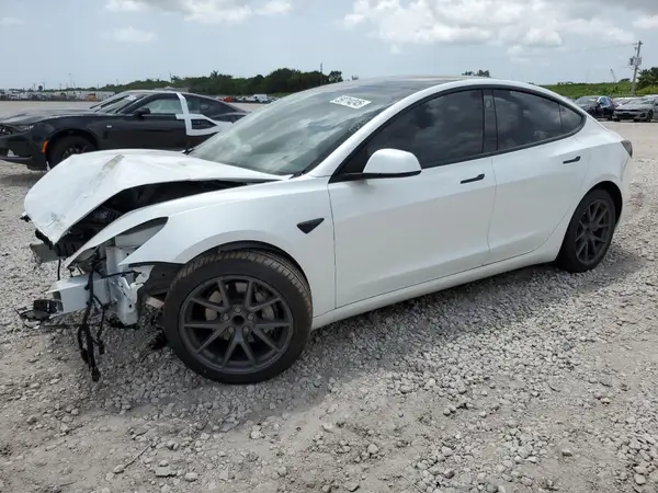 5YJ3E1EA3NF327278 2022 TESLA MODEL 3 - Image 1